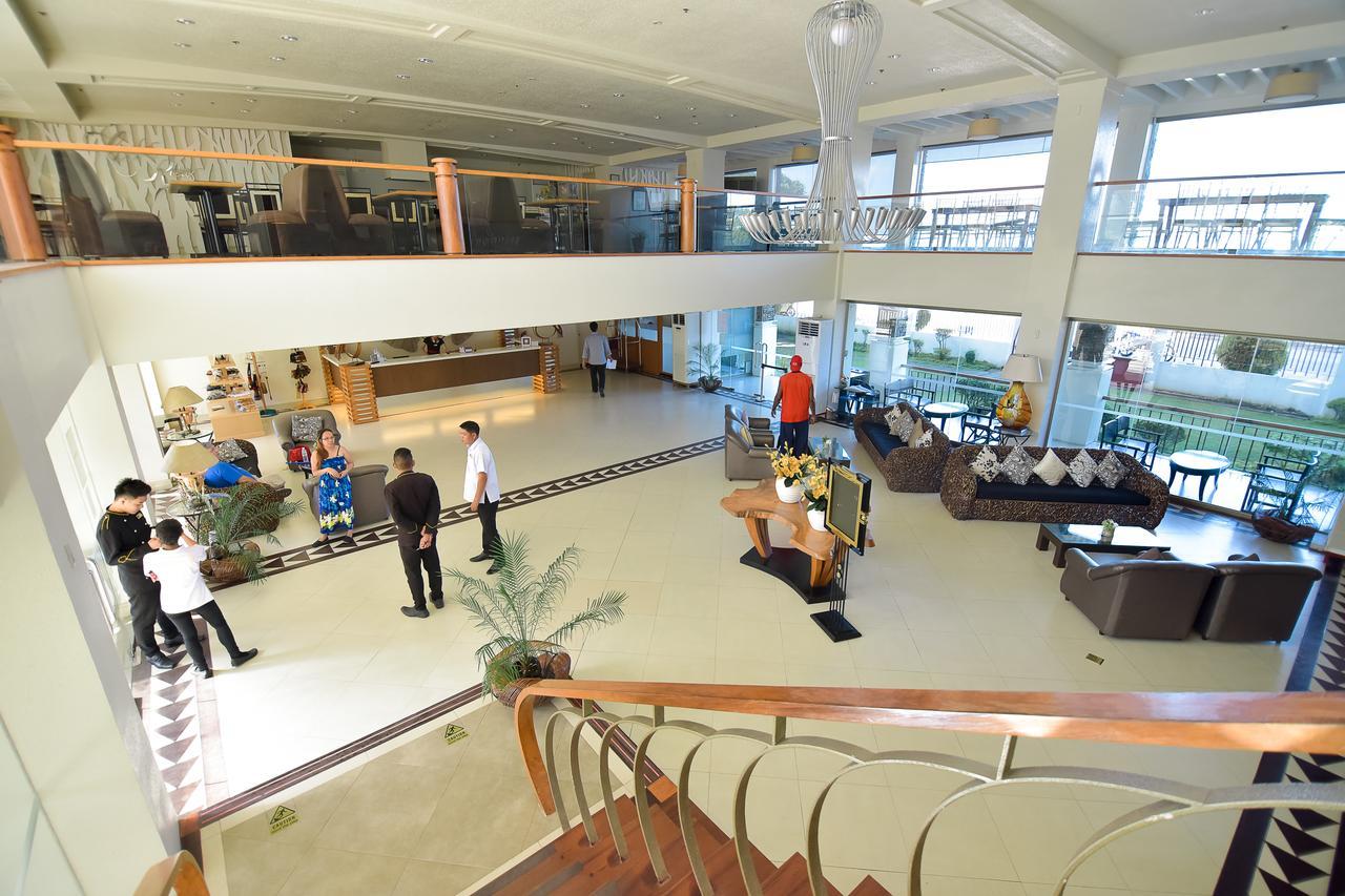 Hotel Tavern Surigao Zewnętrze zdjęcie