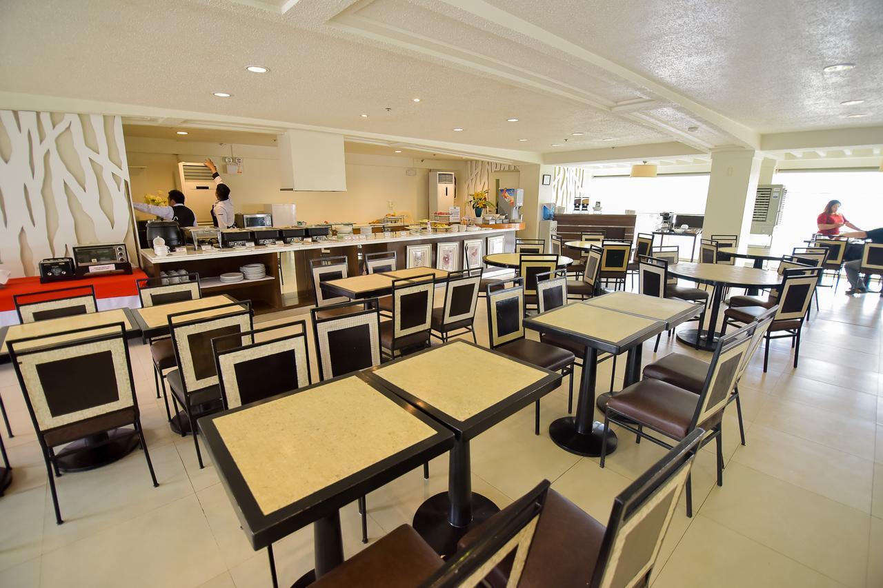 Hotel Tavern Surigao Zewnętrze zdjęcie